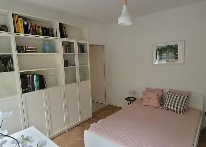 Fitmaison Apartment Ochota
